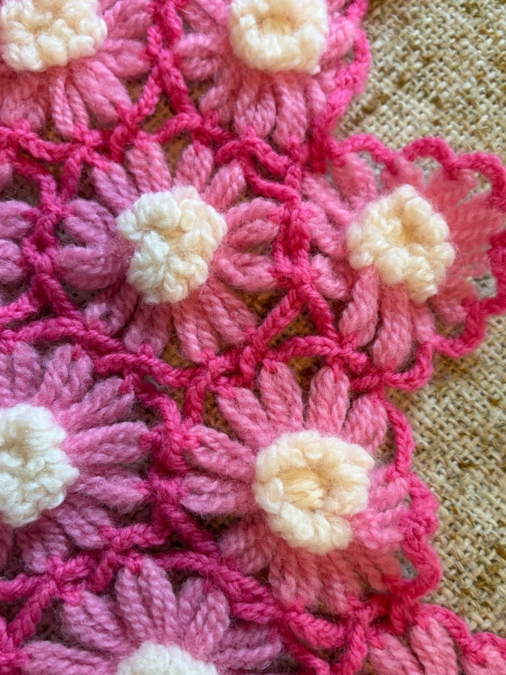 Vintage 1970s 3D Daisy Crochet Afghan Blanket Throw Pink Maximalist Retro 52x52 - Picture 7 of 8